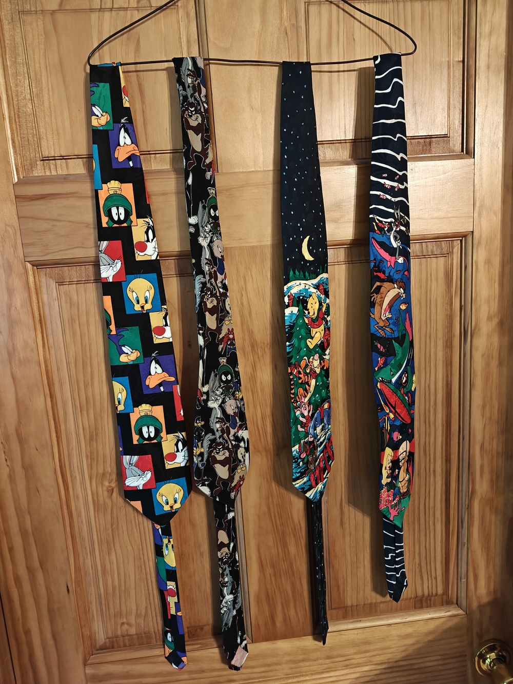 Looney Tunes & Winnie The Pooh Christmas Vintage Tie Bundle